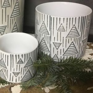 Set of 2 Containers